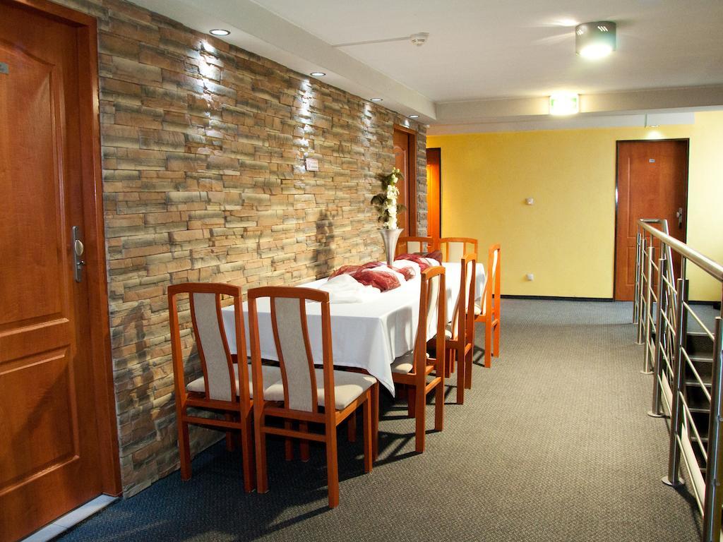 Hotel Zagiel Niewiesze Exterior foto